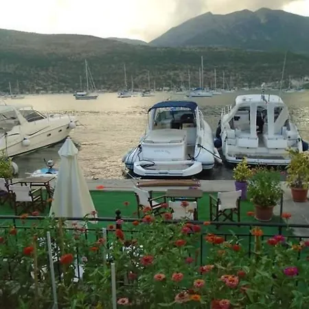 Apartmán Stunning Property Sea Front In Lefkada
