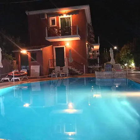 Stunning Property Sea Front In Lefkada Yénion